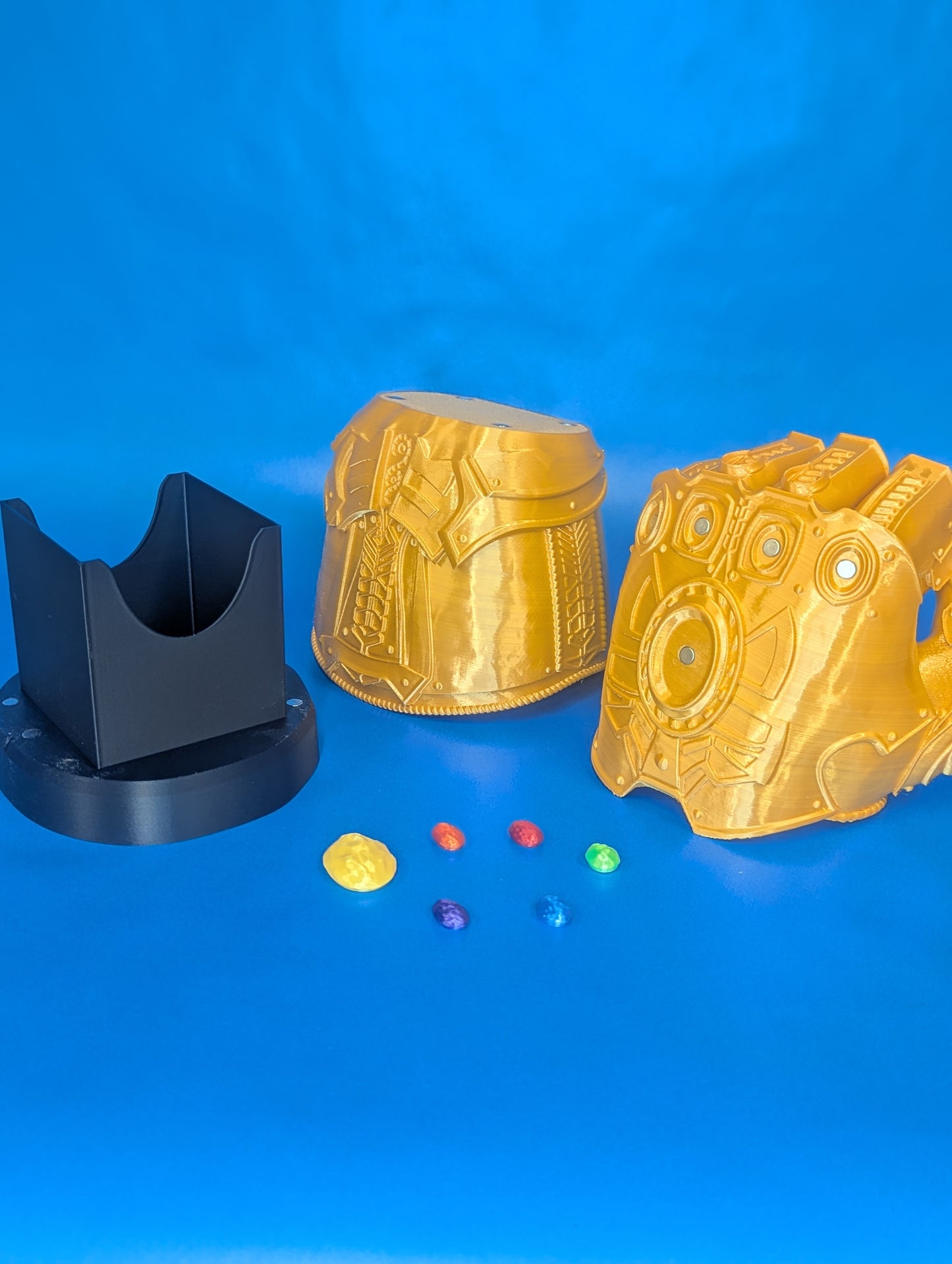MTG Infinity Gauntlet Commander Deck Box