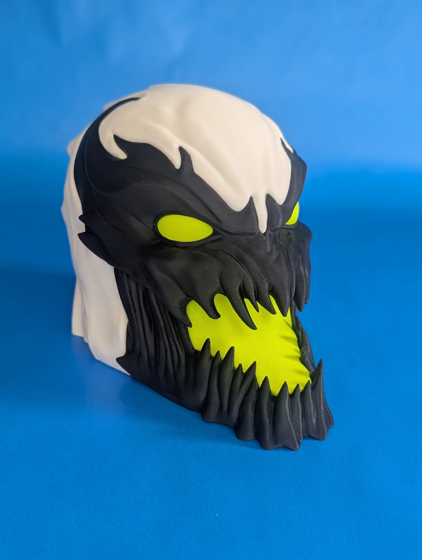 MTG Anti Venom Commander Deck Box