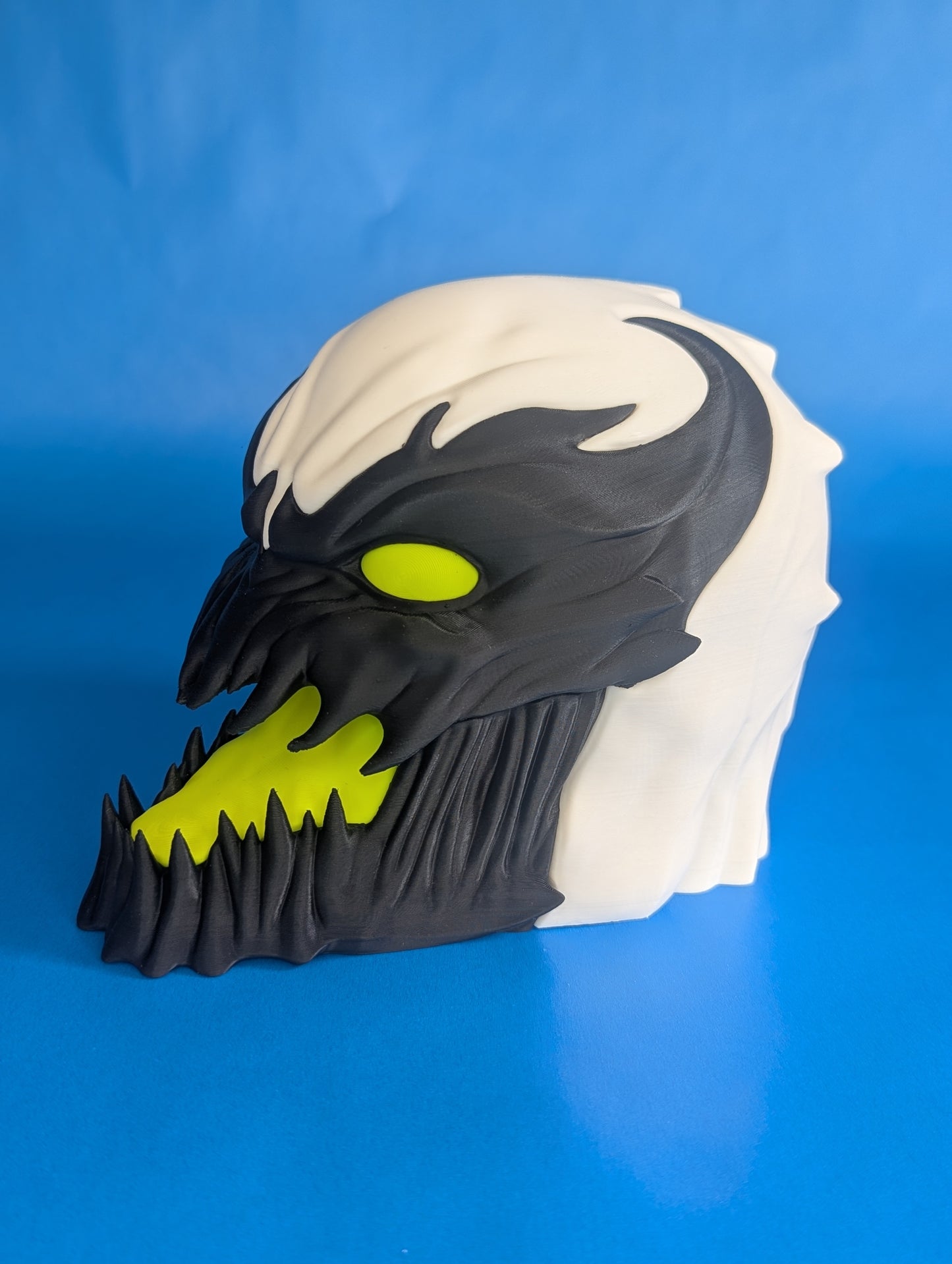 MTG Anti Venom Commander Deck Box